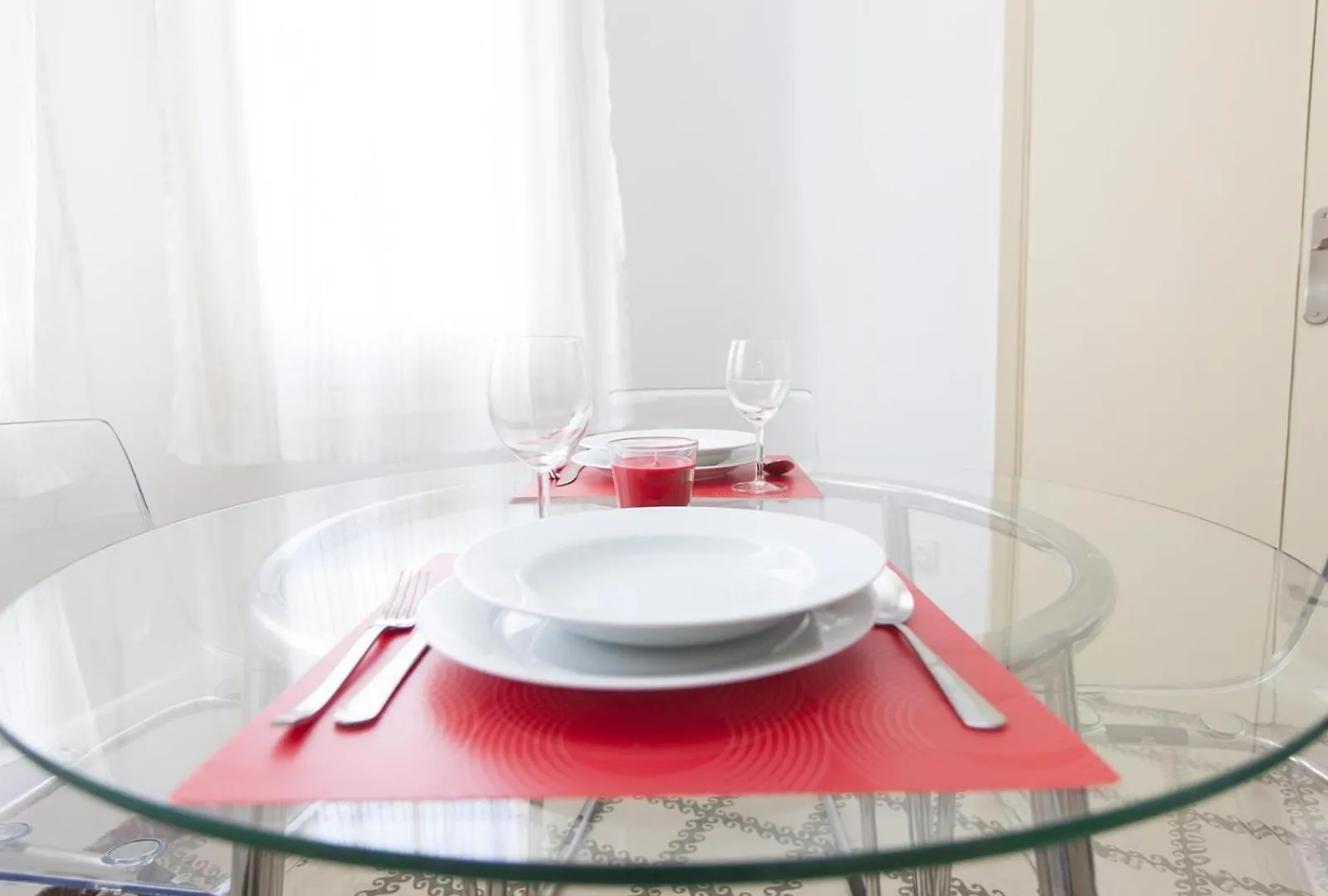 3 Bedroom Apartment Next To Plaza 바르셀로나